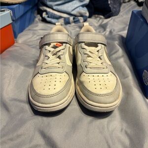 Nike Kids Cream and Gray Sneakers